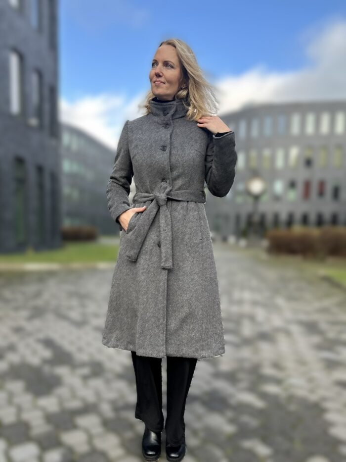 Gray Luxurious Virgin Wool Winter Coat With Mohair - Image 1