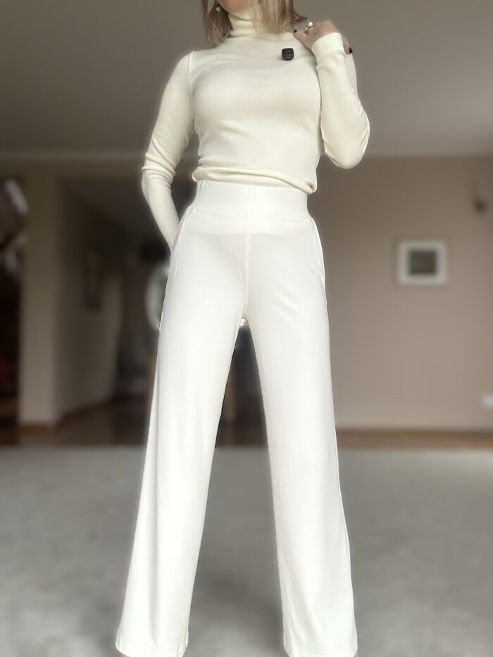 Valged püksid laia säärega - Image 2