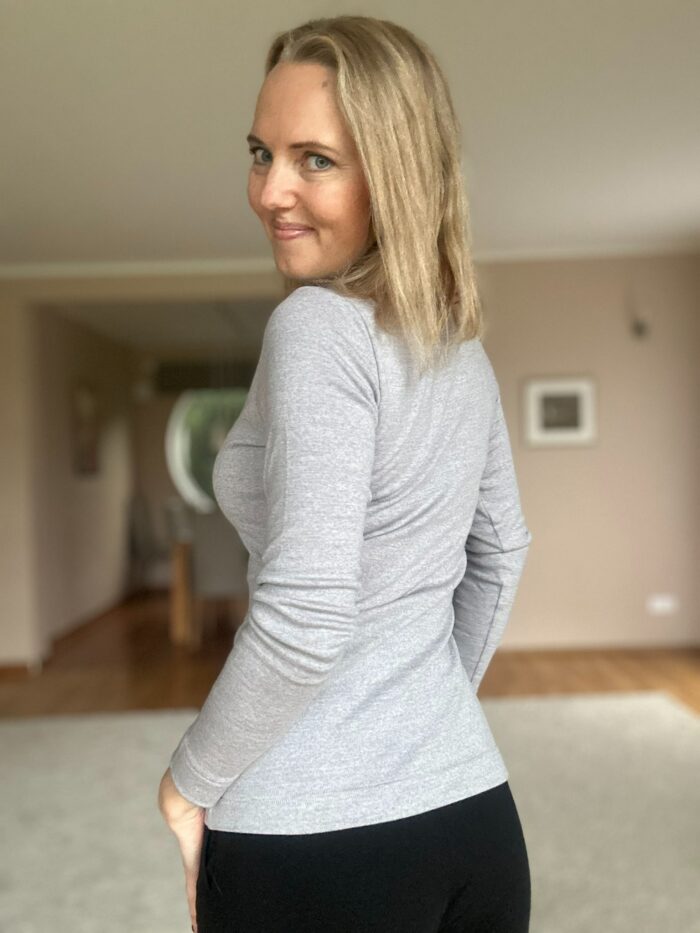 Helehall kõrge kaelusega polo, 100% meriinovill - Image 2