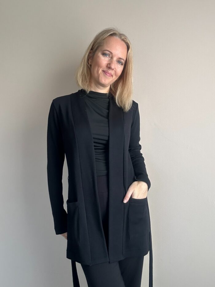 Black Cardigan Short, 100% Merino Wool - Image 3