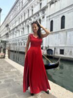 Luksuslik punane maksikleit lõhikuga - Image 6